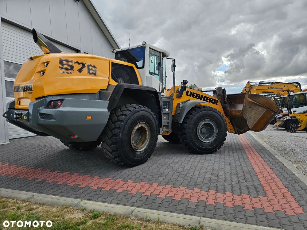 Liebherr L576 - 38