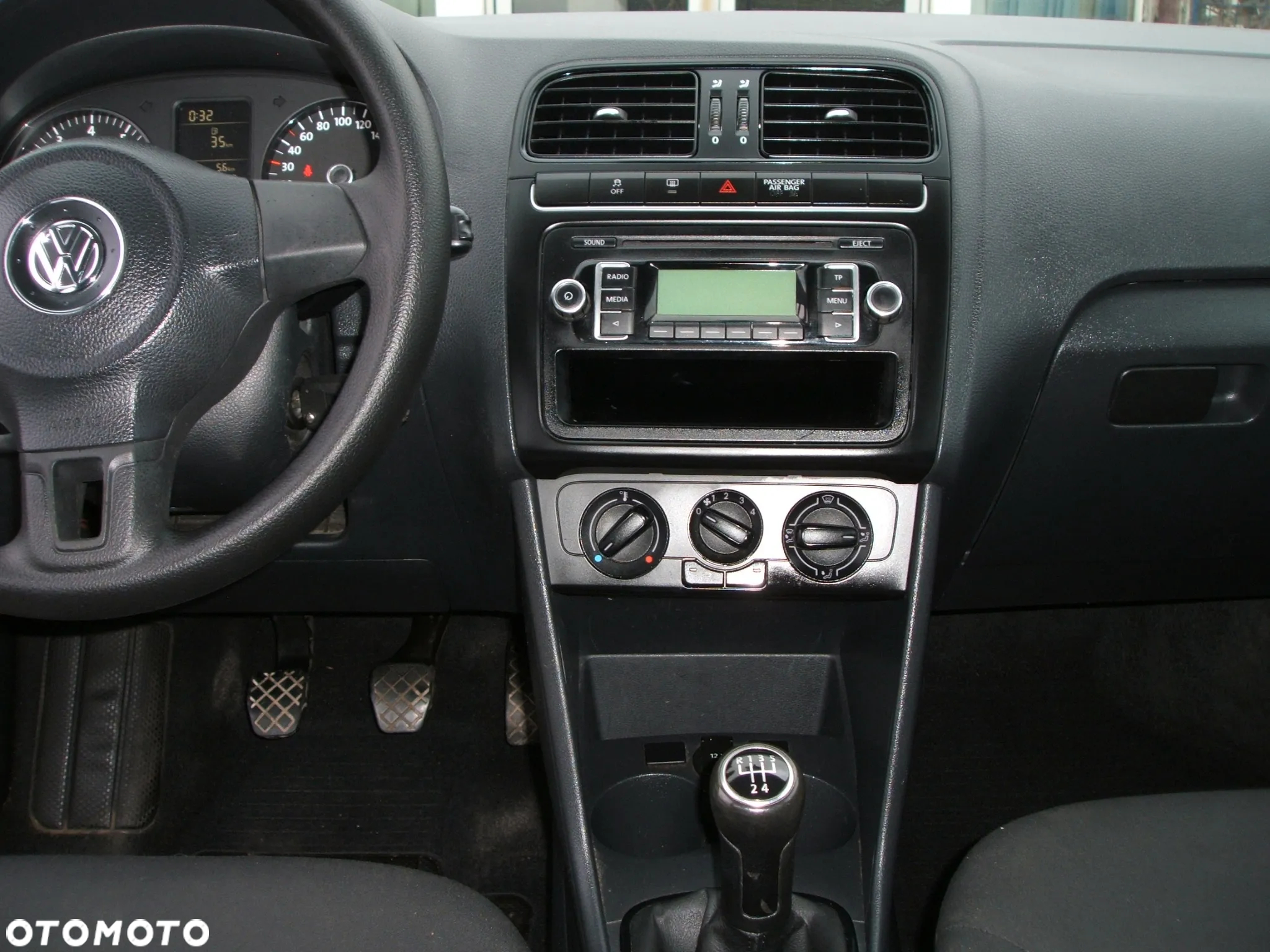 Volkswagen Polo - 28