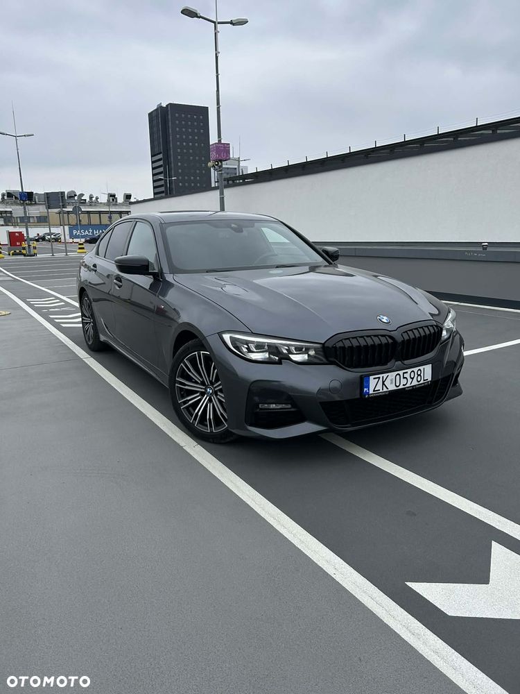 BMW Seria 3 320d M Sport - 13