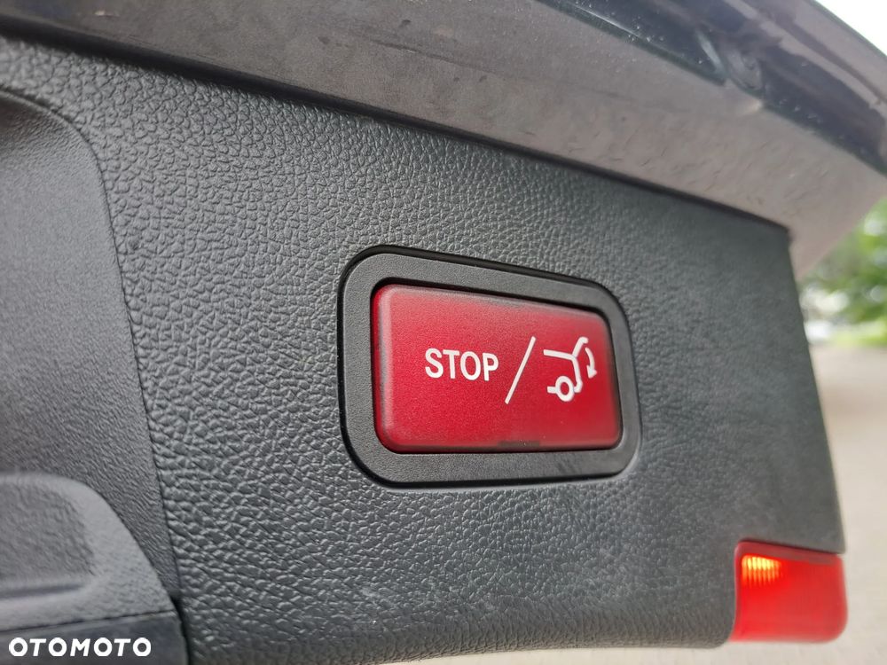 Mercedes-Benz Klasa E - 24