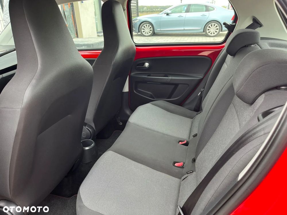 Volkswagen up! - 11