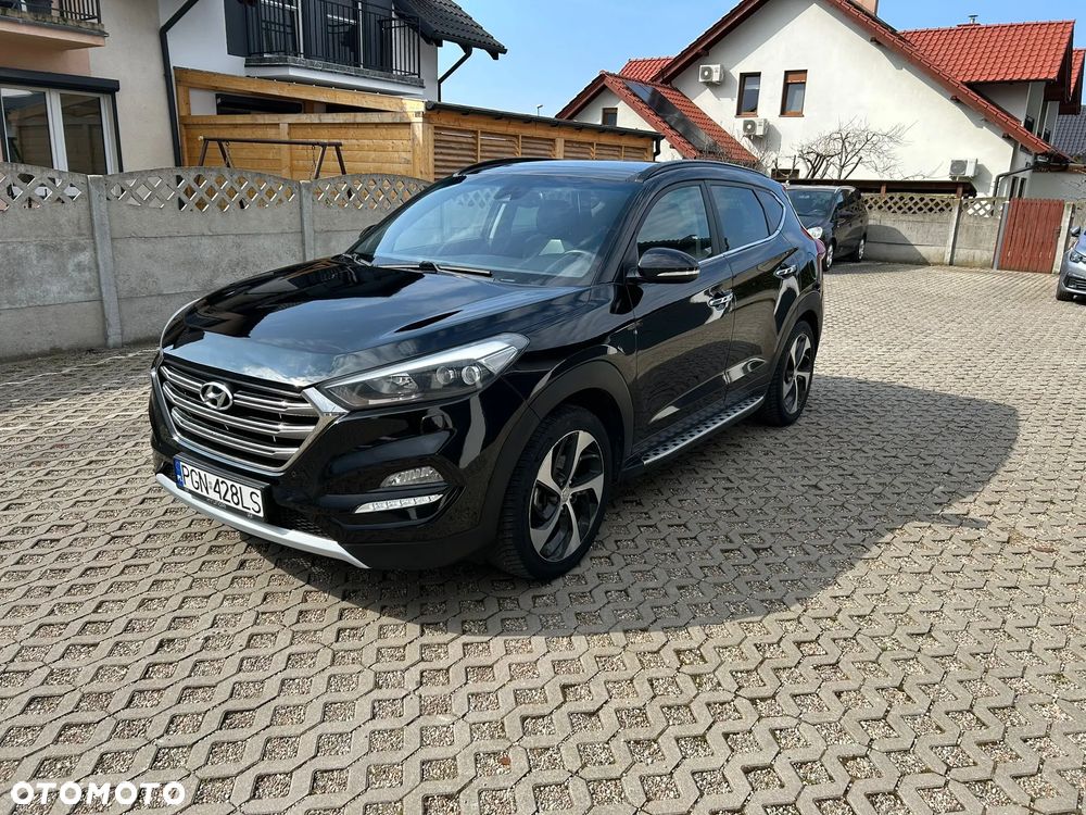 Hyundai Tucson 2.0 CRDI BlueDrive Style 2WD - 1