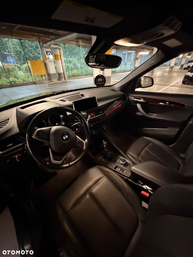BMW X1 xDrive25i GPF Advantage - 11