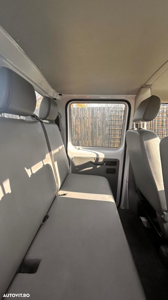 Volkswagen Transporter - 6