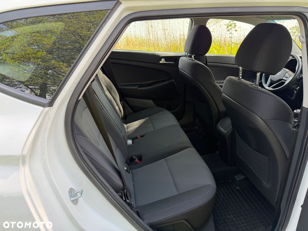 Hyundai Tucson 1.6 GDi 2WD Select - 10