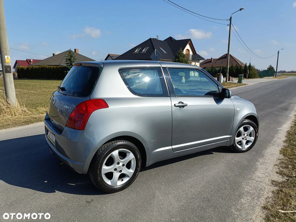 Suzuki Swift 1.3 Comfort - 22