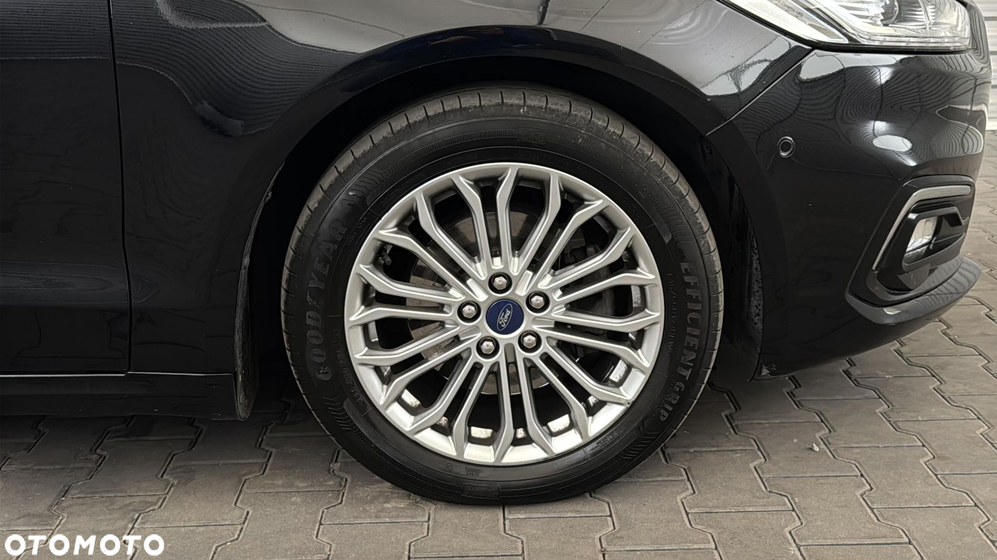 Ford Mondeo 2.0 EcoBlue Titanium - 16