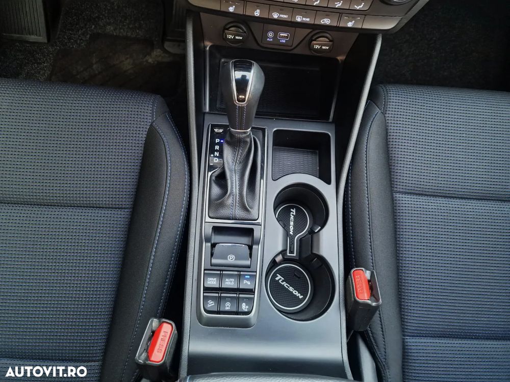 Hyundai Tucson blue 1.7 CRDi 2WD DCT Premium - 10