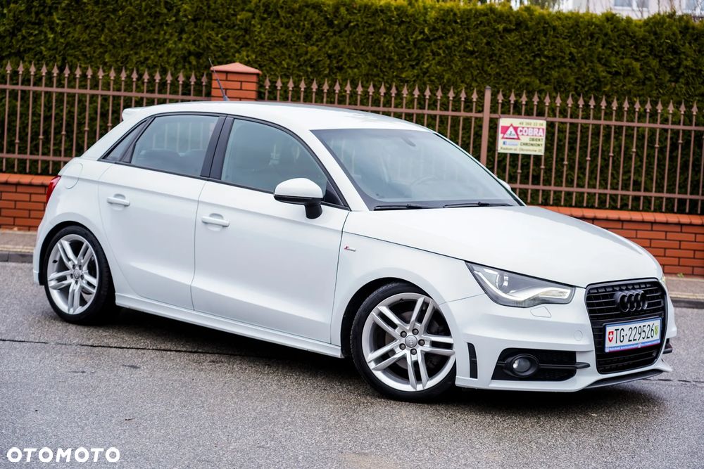 Audi A1 Sportback 1.4 TFSI S tronic S line Sportpaket - 19