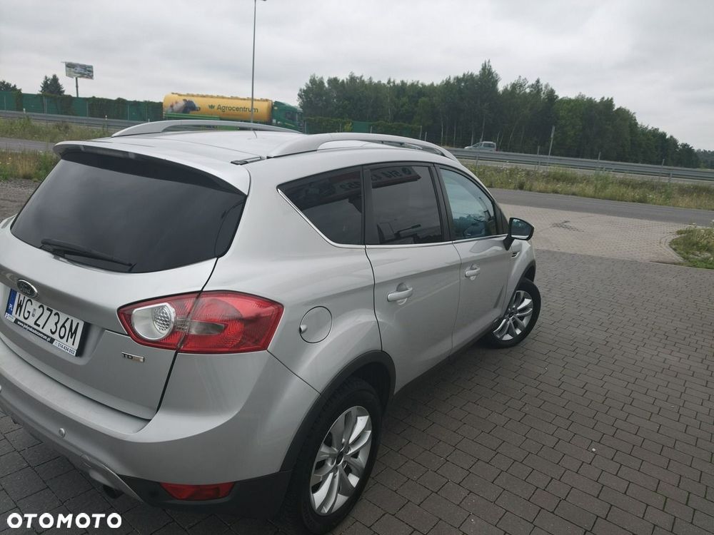Ford Kuga - 8