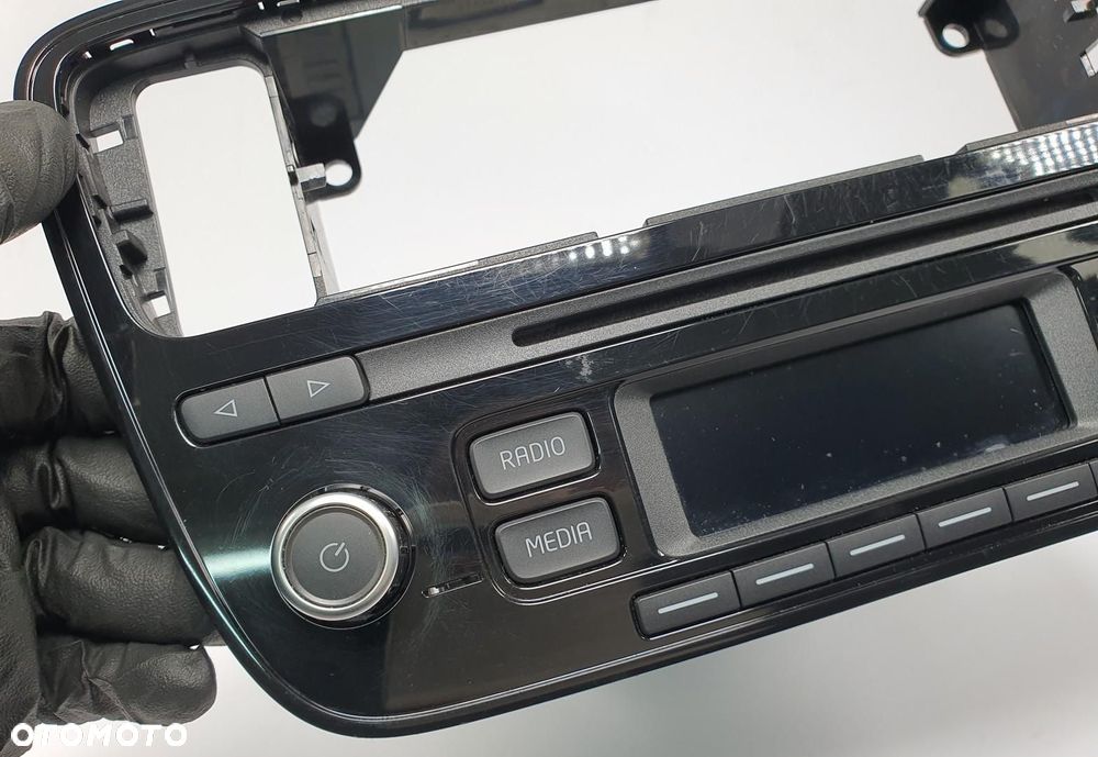 RADIO CD OBUDOWA RAMKA VW UP 1S0035156 - 3