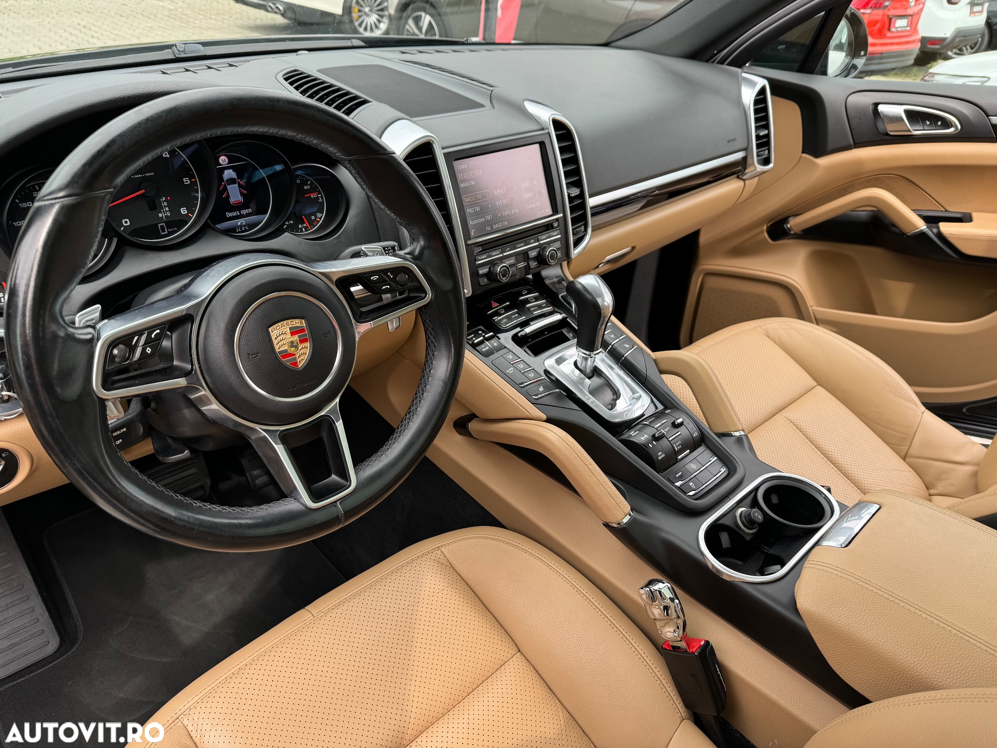 Porsche Cayenne 3.0 L - 3