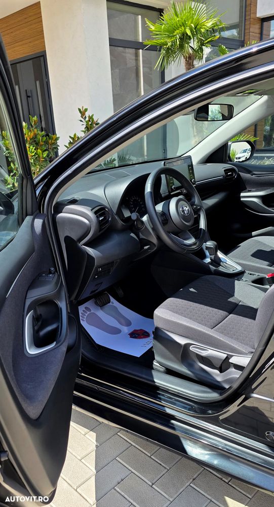 Toyota Yaris 1.5 VVT-i HSD Exclusive Style - 21