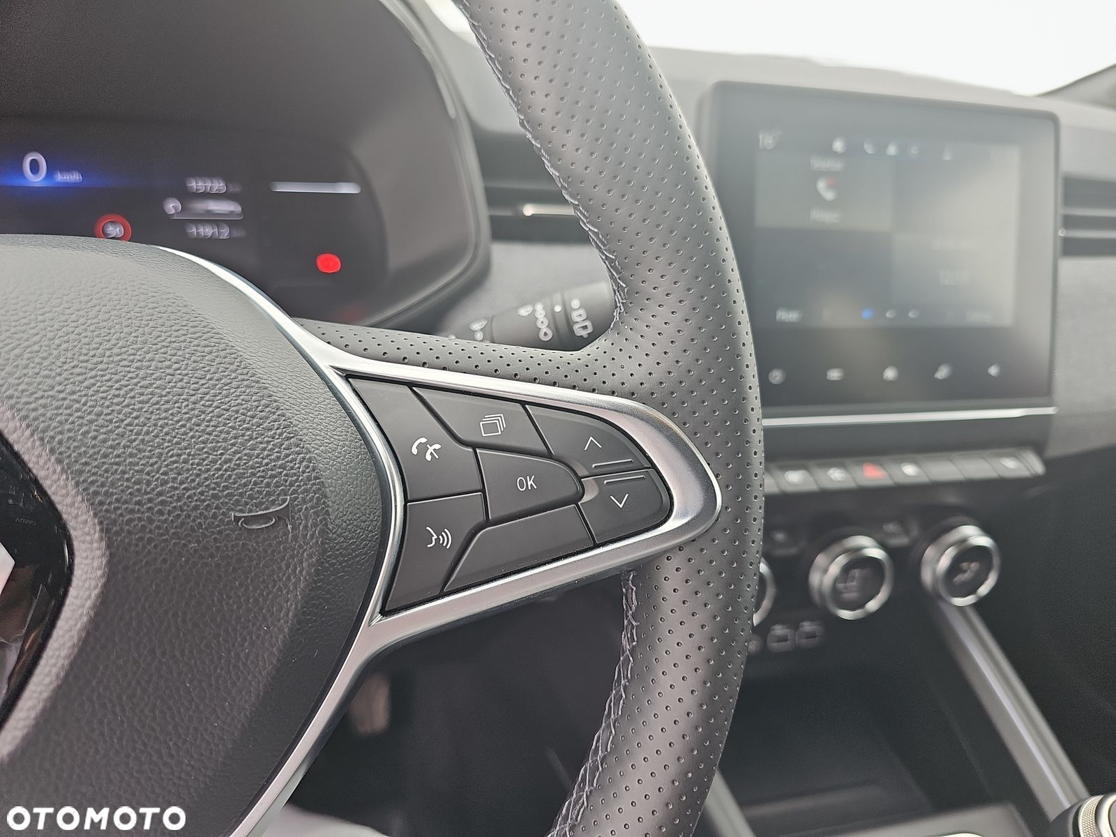 Renault Clio - 21