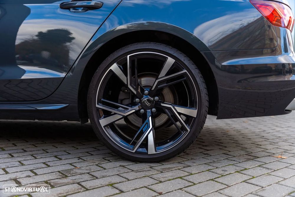 Audi A4 Avant 2.0 TDI multitronic Sport - 31