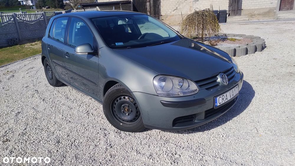 Volkswagen Golf - 2