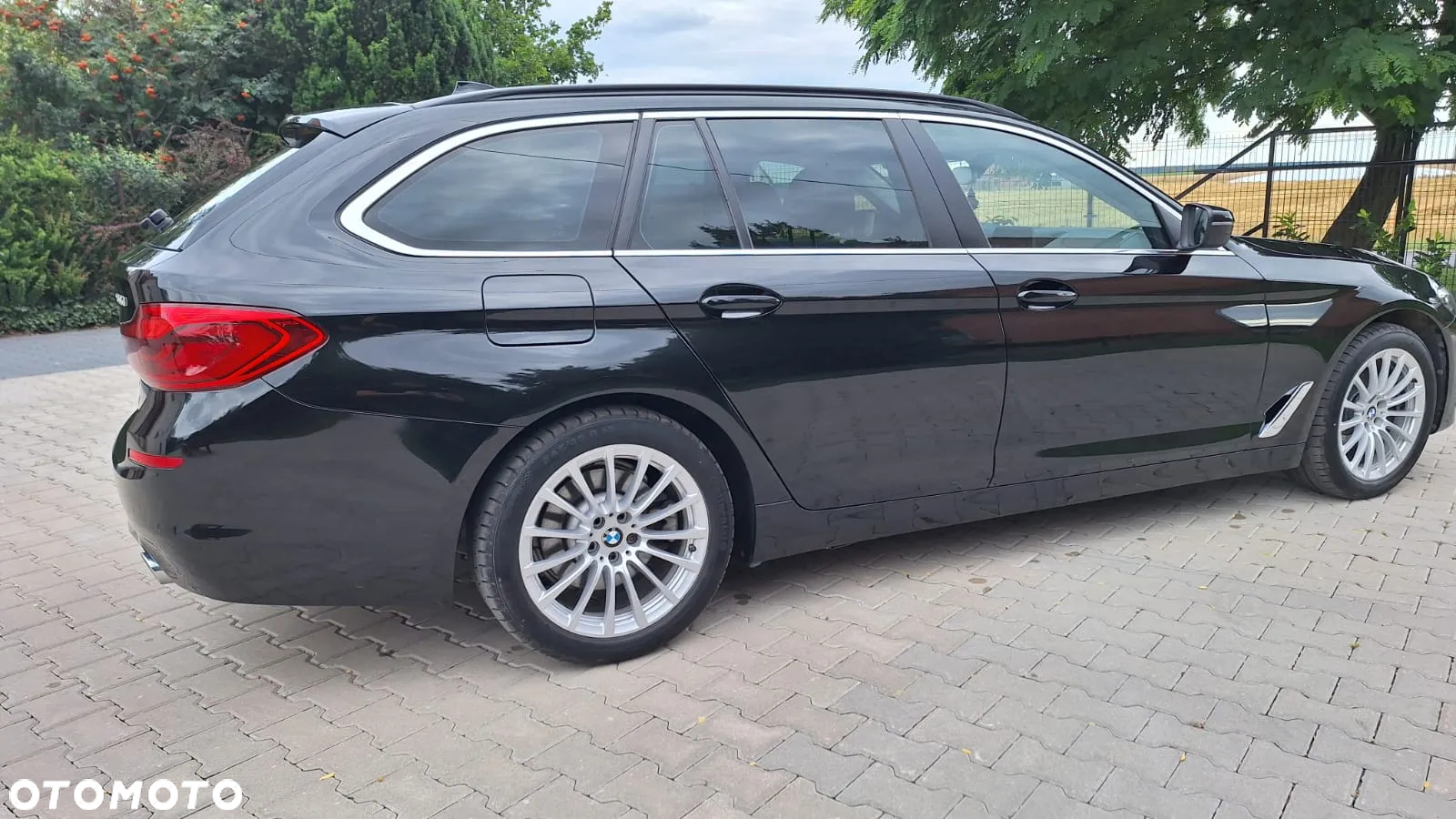 BMW Seria 5 520d Touring - 8