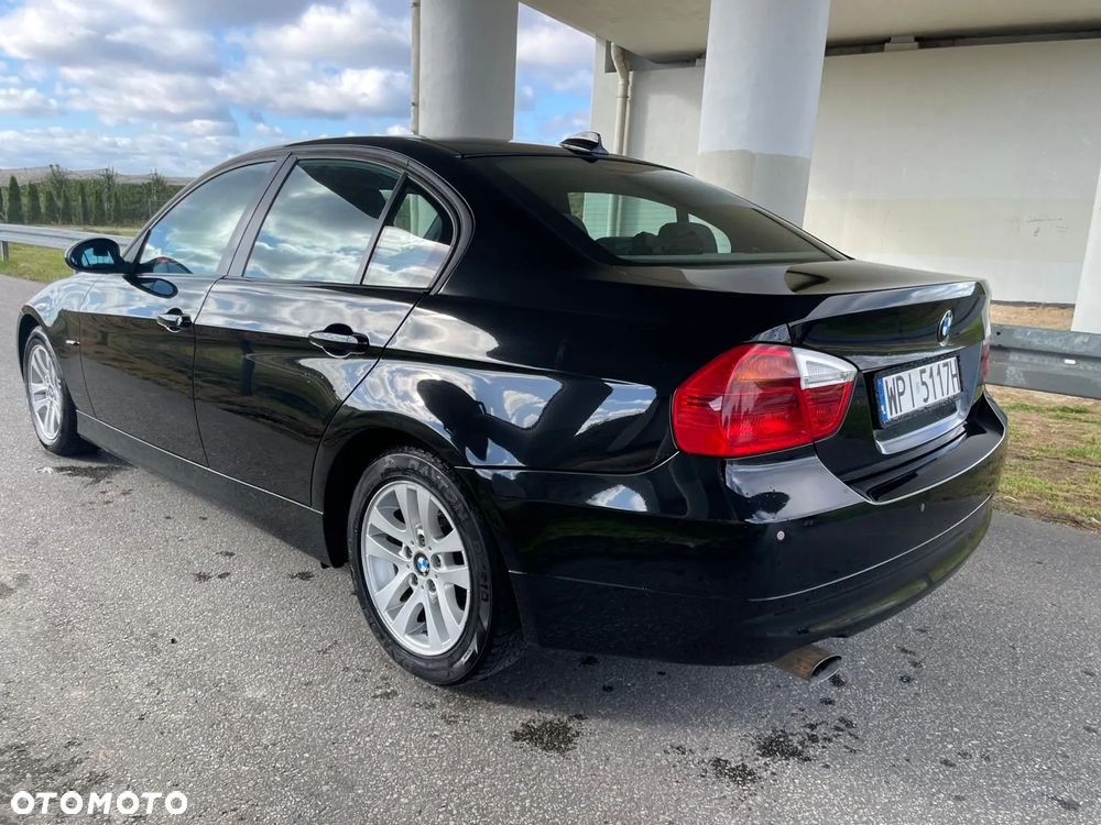 BMW Seria 3 318d - 6