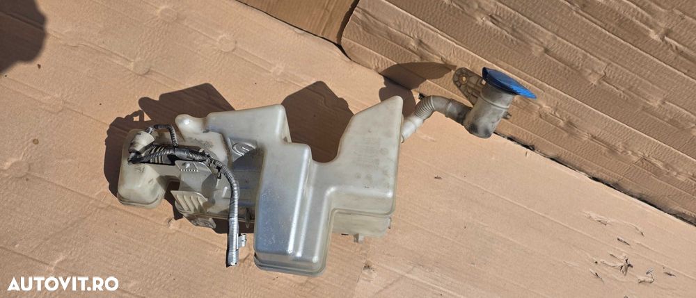 Vas lichid parbriz Vw Touran 1T 2003 / 2004 2005 / 2006 2007 - 1