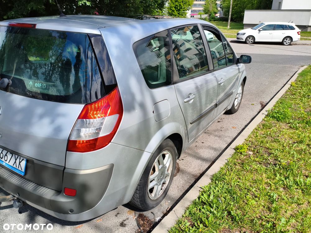 Renault Grand Scenic Gr 2.0 16V Emotion - 11