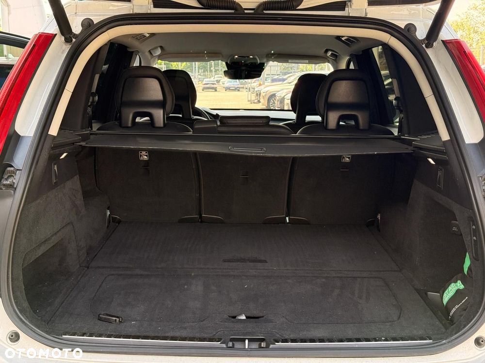 Volvo XC 90 - 37