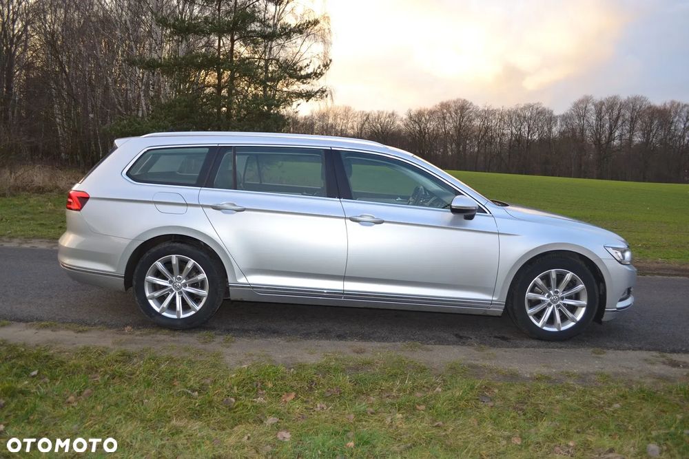 Volkswagen Passat 2.0 TDI (BlueMotion Technology) Highline - 15