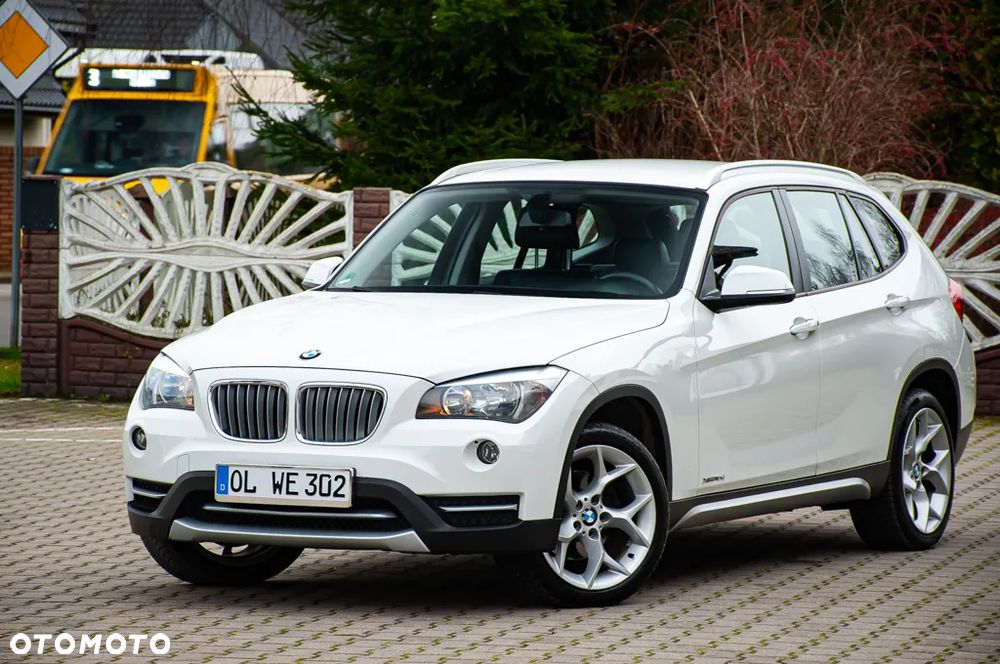 BMW X1 sDrive18d xLine - 12