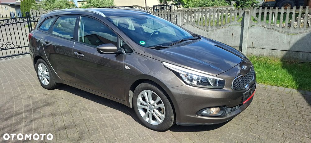 Kia Ceed 1.6 GDI Vision - 13