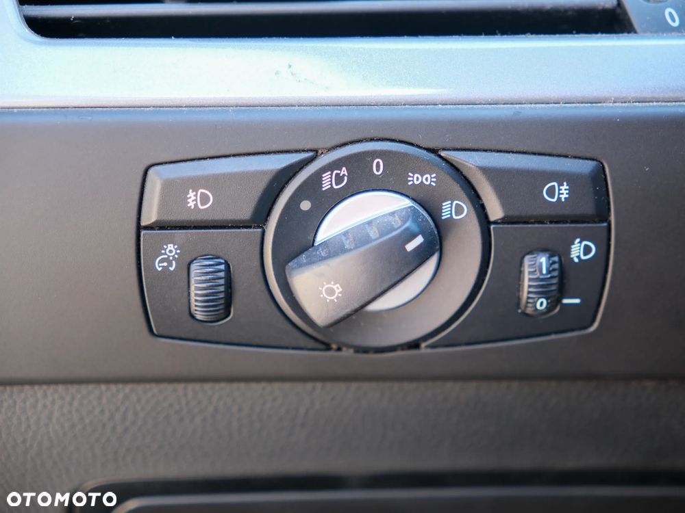 BMW Seria 5 520d - 17