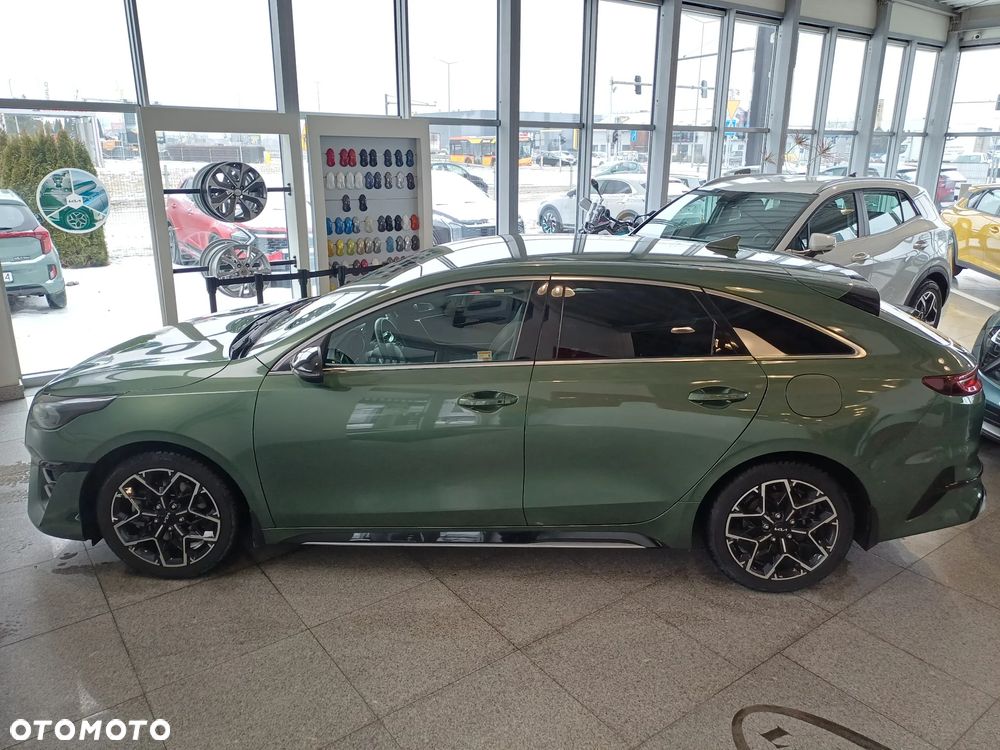 Kia ProCeed - 2