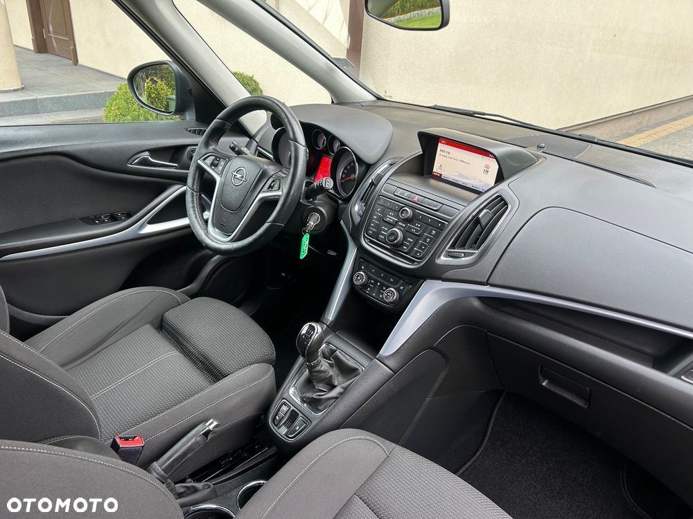 Opel Zafira Tourer 1.4 Turbo Style - 34