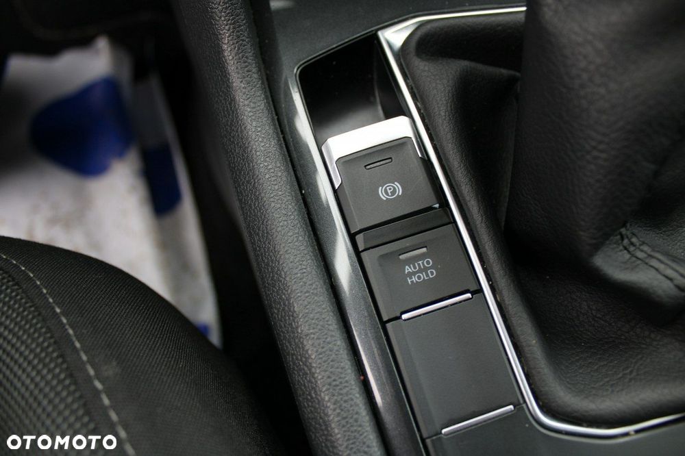 Volkswagen Tiguan Allspace 2.0 TDI SCR Comfortline - 32