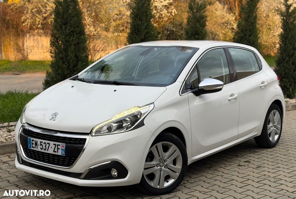 Peugeot 208 Blue-HDi 100 Stop&Start Allure - 2