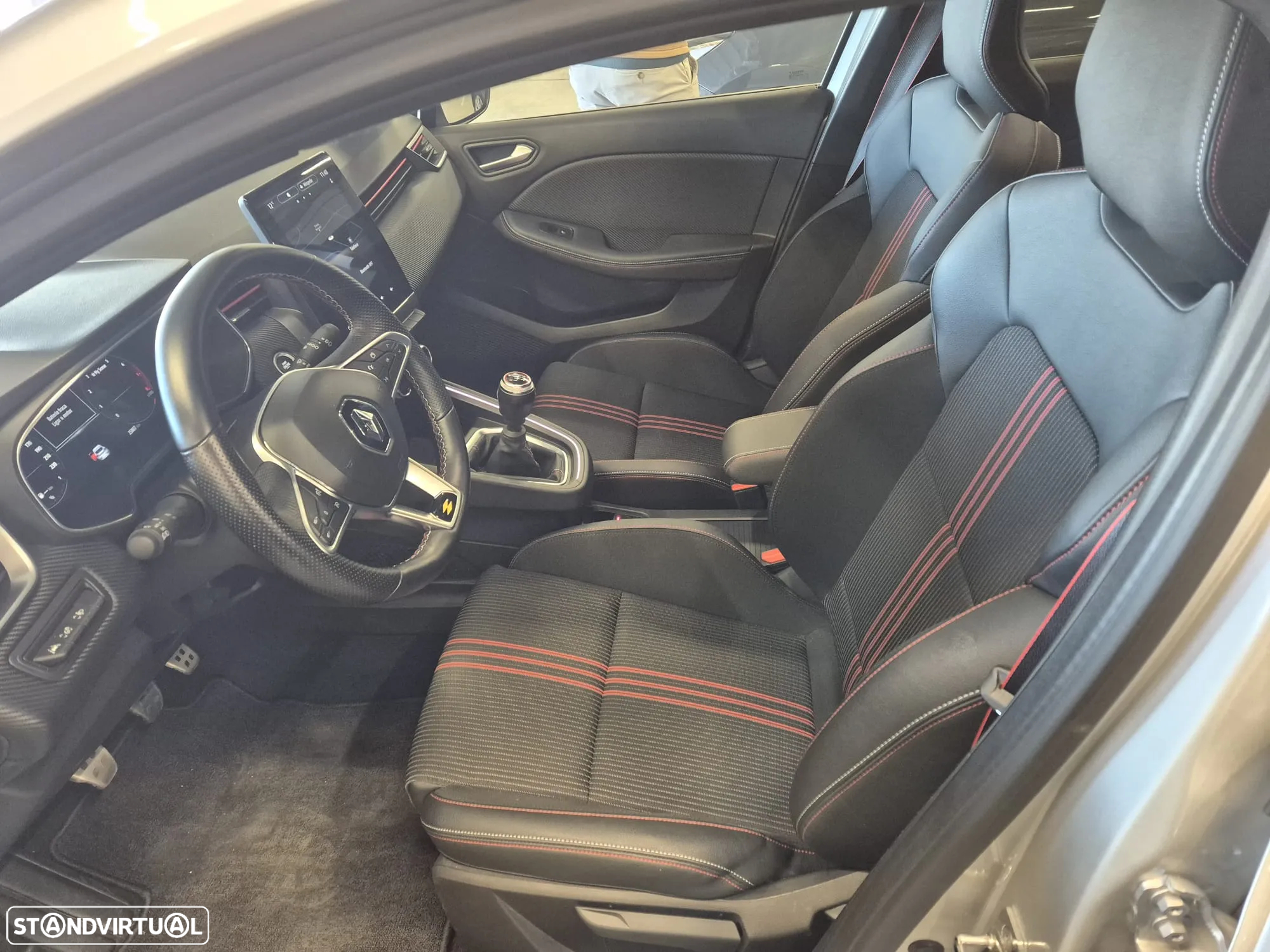 Renault Clio 1.0 TCe RS Line - 9