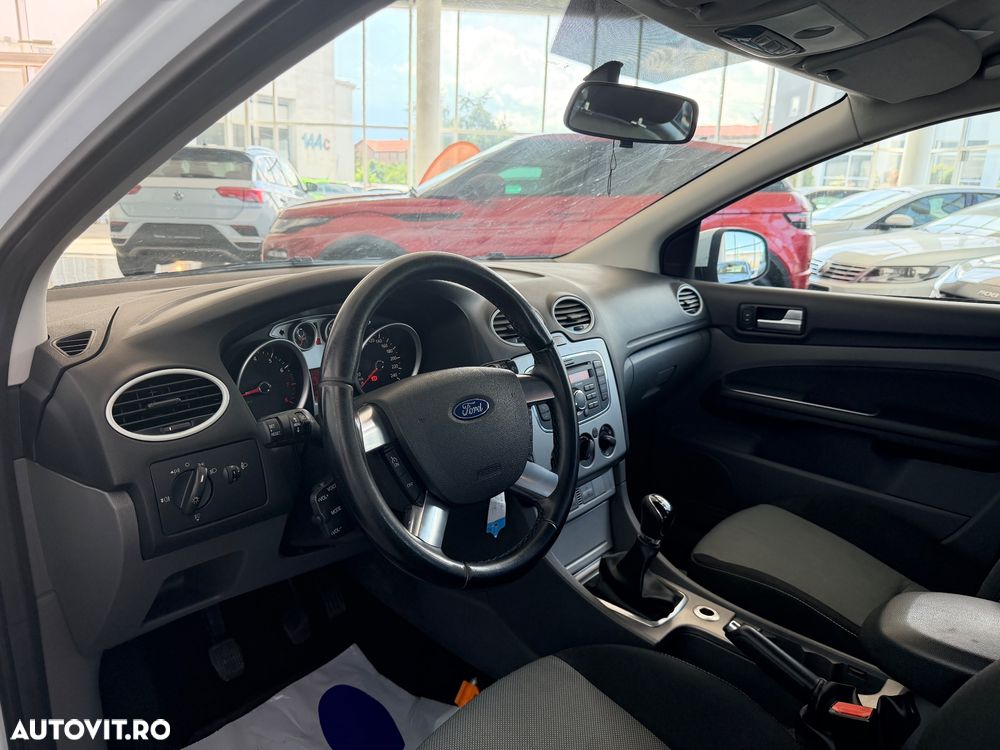 Ford Focus 1.6 16V White Magic - 18