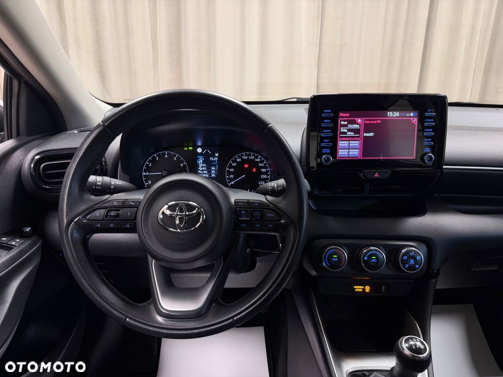 Toyota Yaris - 8