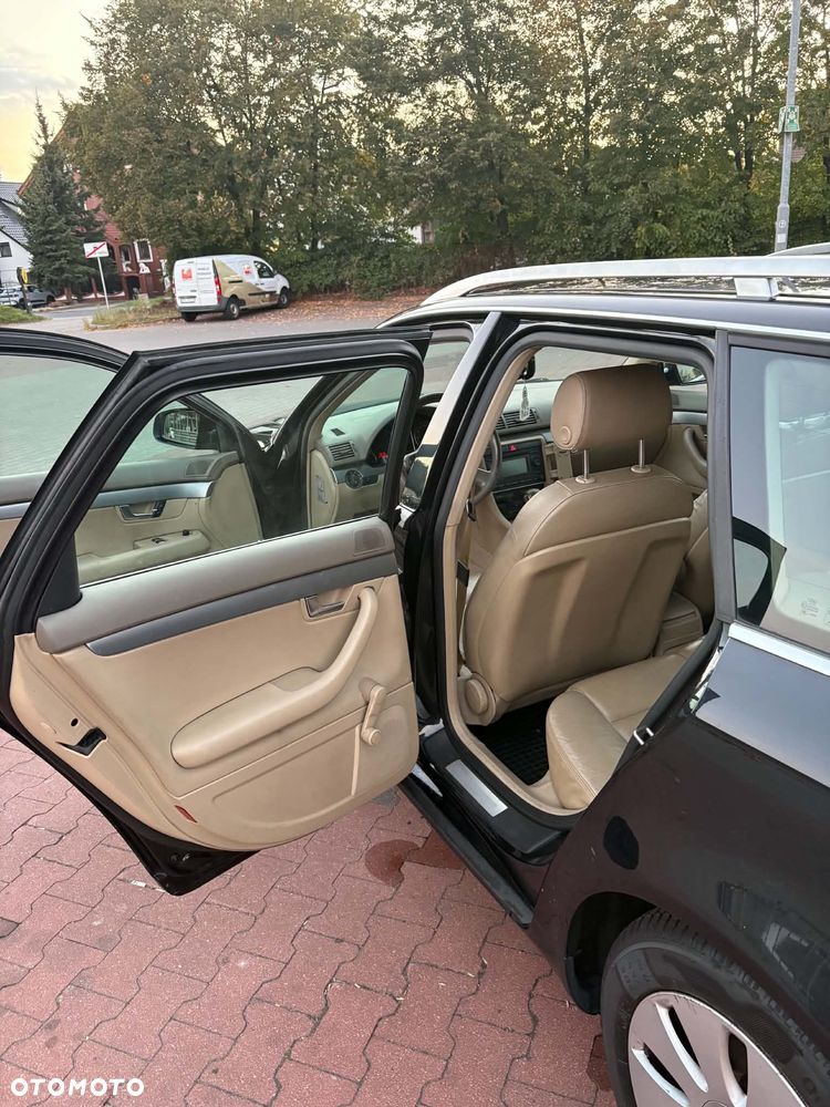 Audi A4 Avant - 16