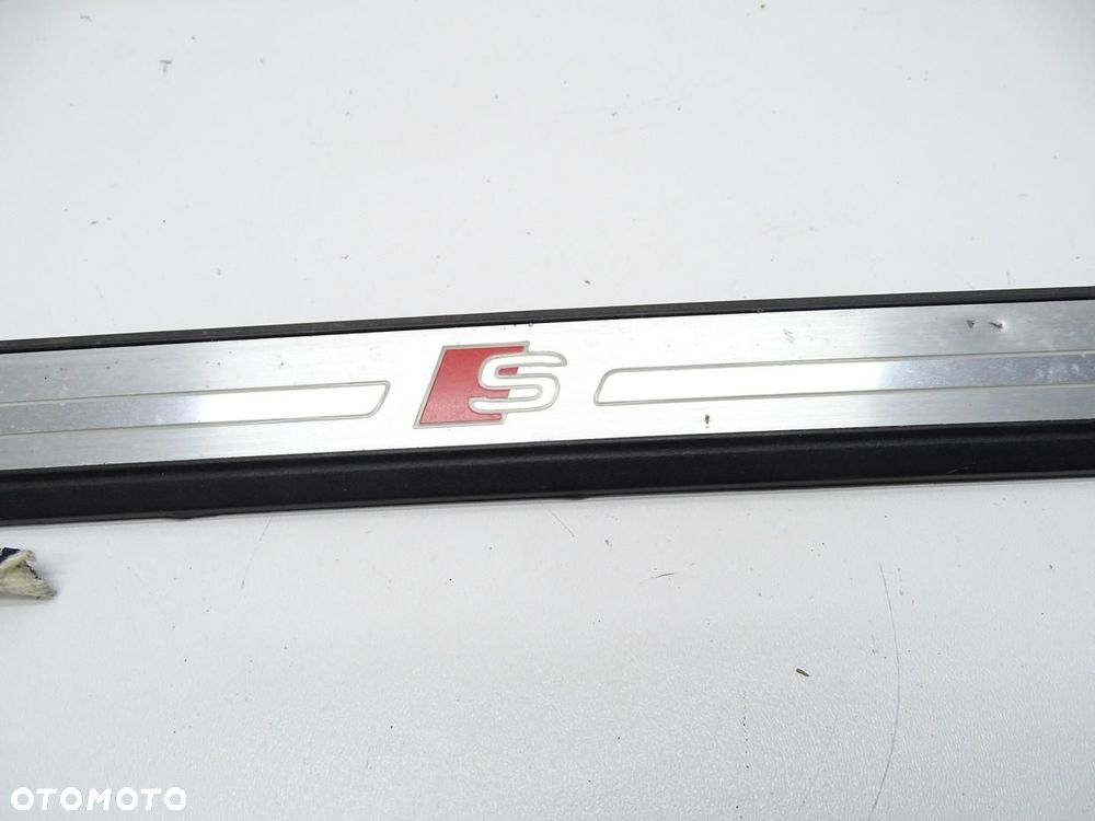 LISTWA NAKŁADLA PROGU PRAWA LEWA KOMPLET 8V3947417 8V3947418 AUDI A3 8V 3D - 5