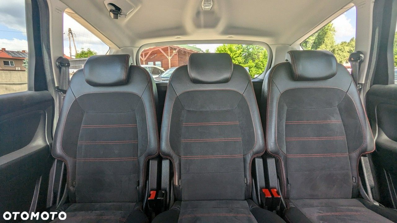 Ford S-Max - 16