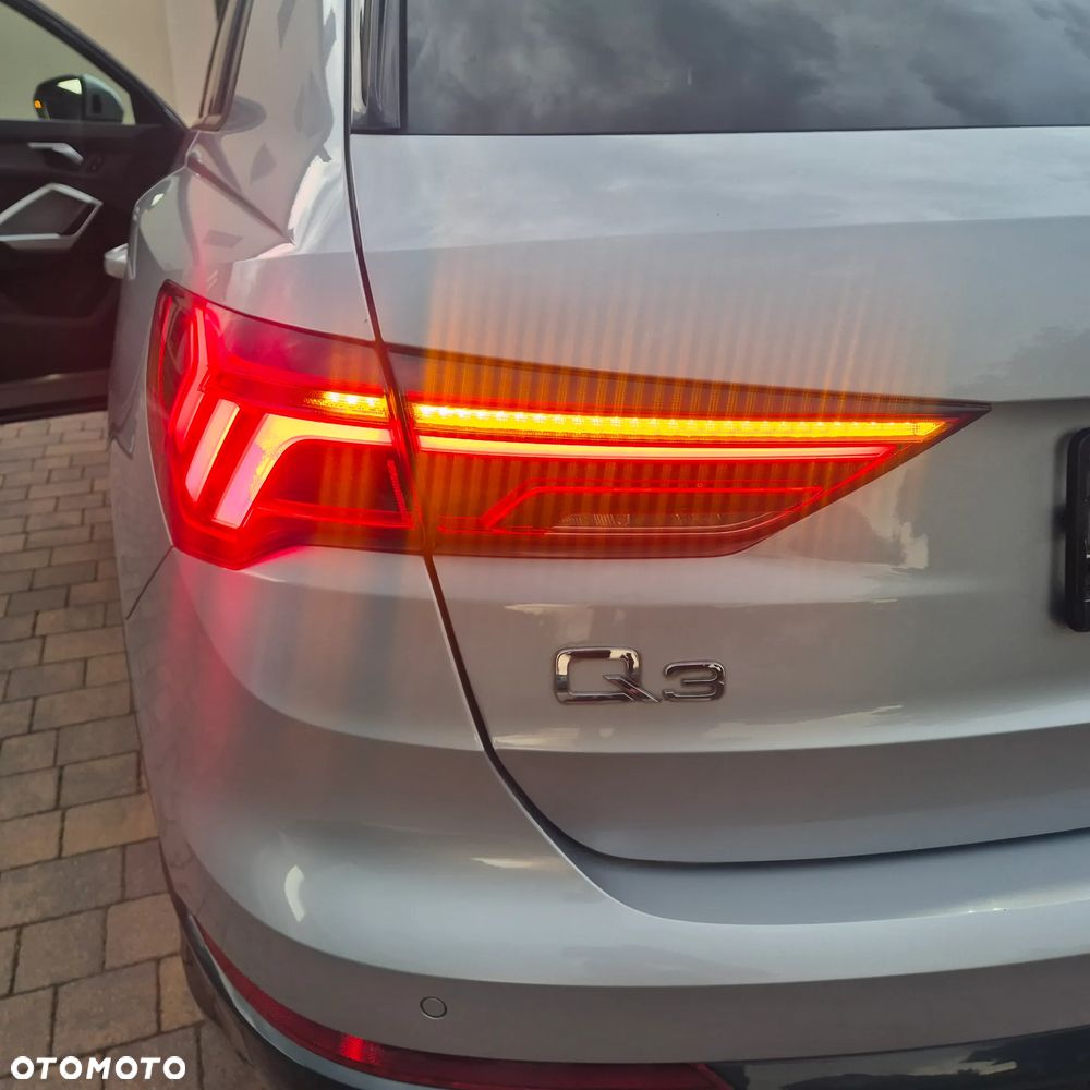 Audi Q3 35 TFSI S line - 11