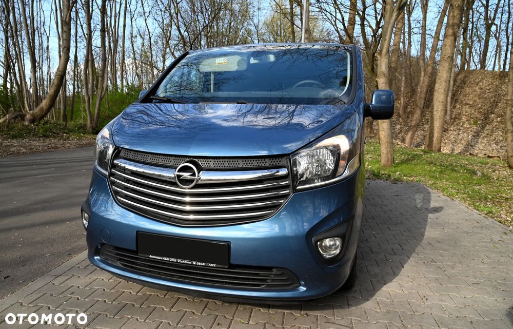 Opel Vivaro - 11