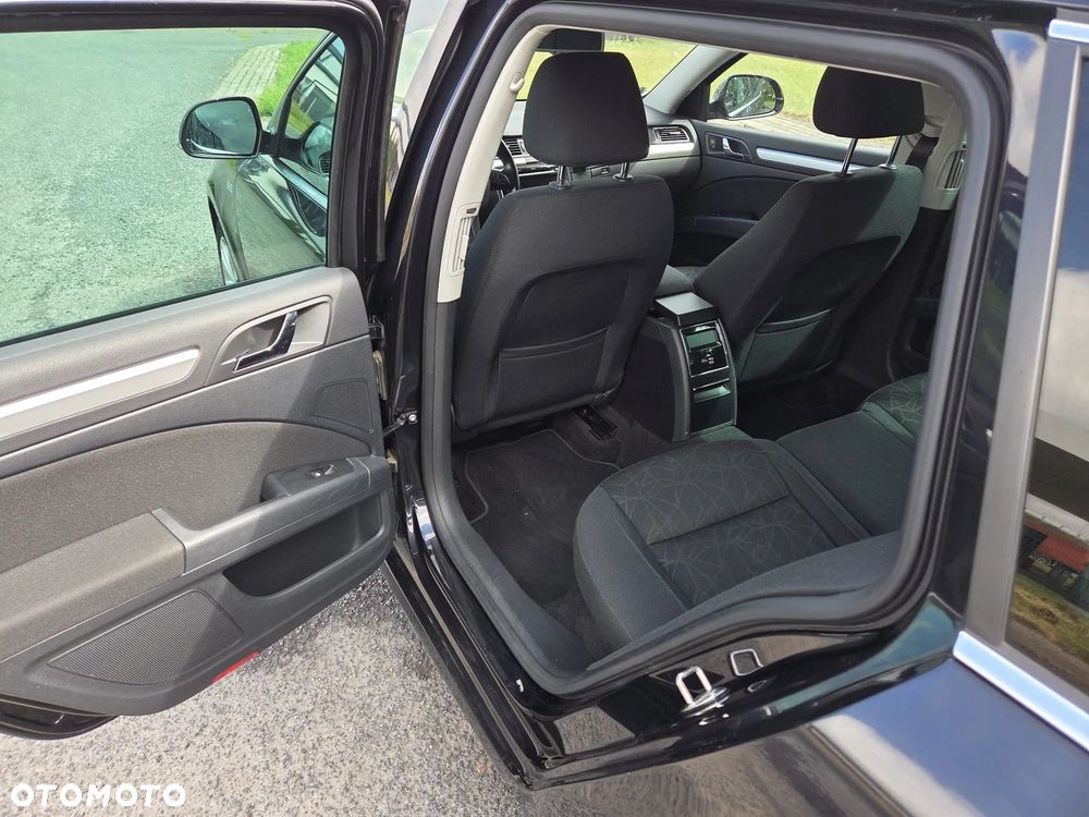 Skoda Superb 2.0 TDI Family DSG - 20
