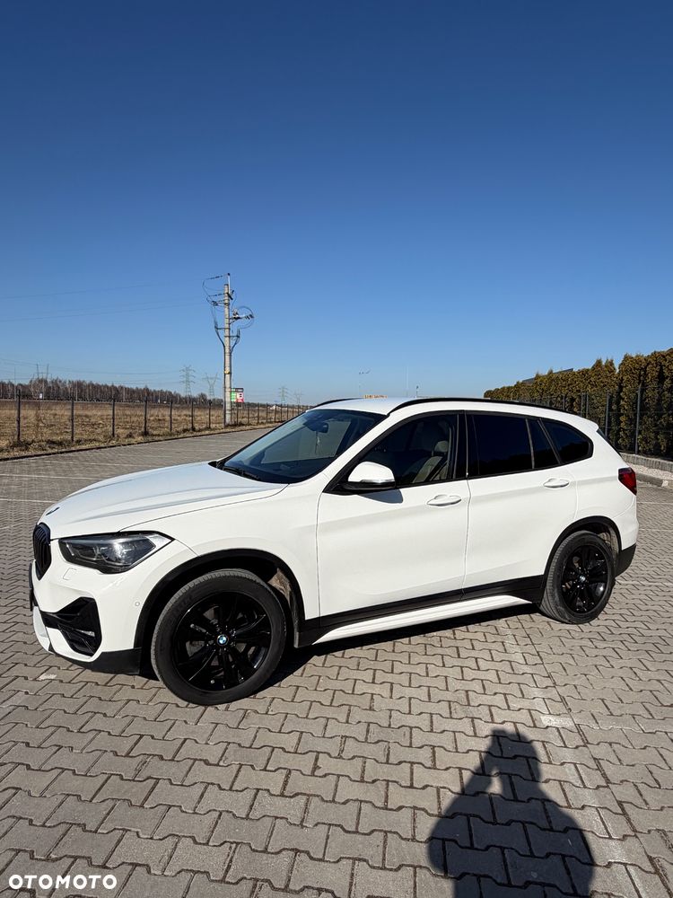 BMW X1 sDrive18i Sport Line - 14