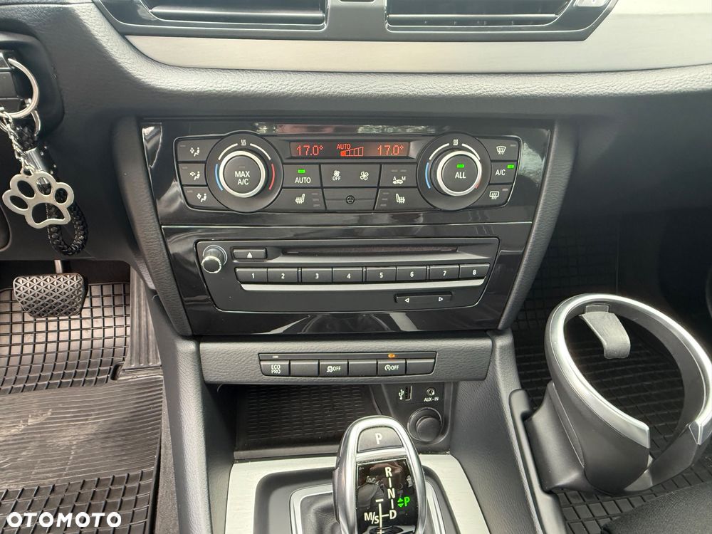 BMW X1 sDrive18d - 21