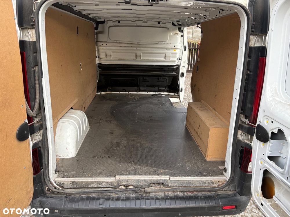 Renault Trafic - 14