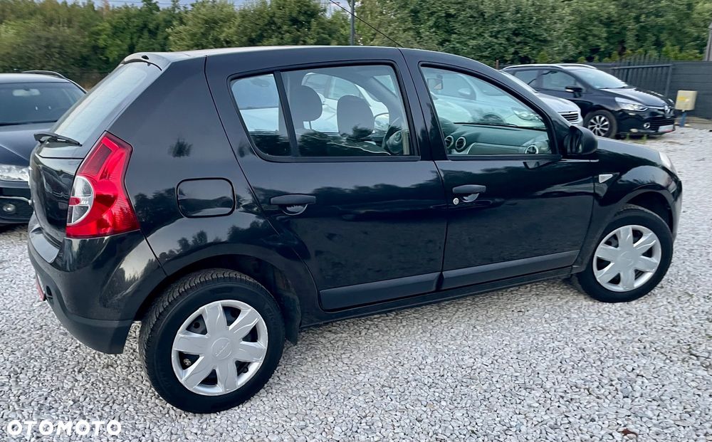 Dacia Sandero 1.2 16V - 25