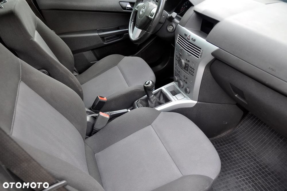 Opel Astra - 8