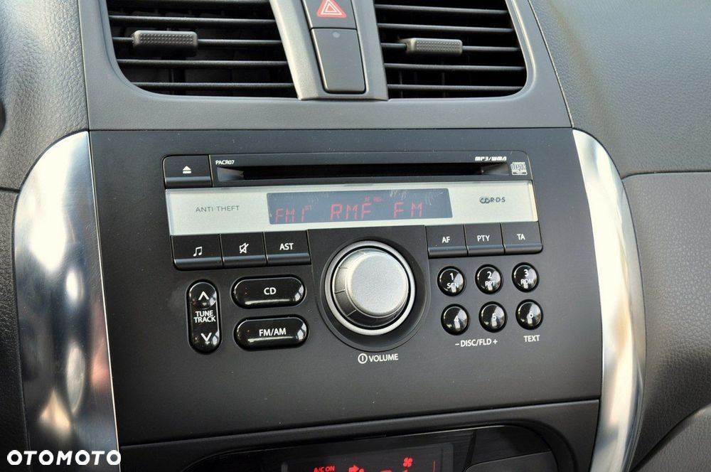 Suzuki SX4 - 32