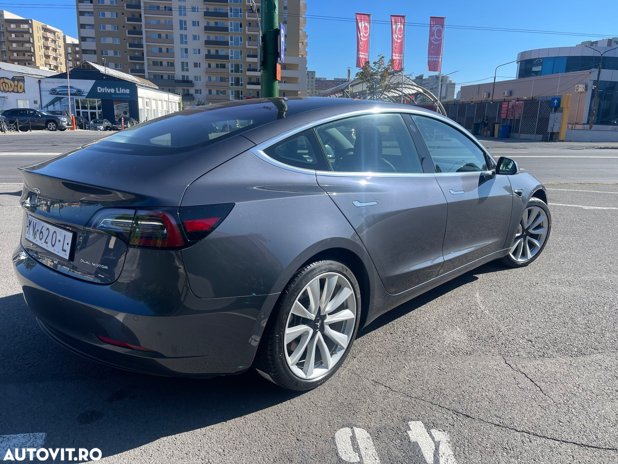 Tesla Model 3 Performance - 12