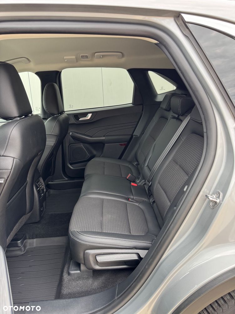 Ford Kuga 2.0 EcoBlue AWD Titanium X - 36